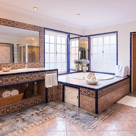 Villa Oasis Mejicano וילה